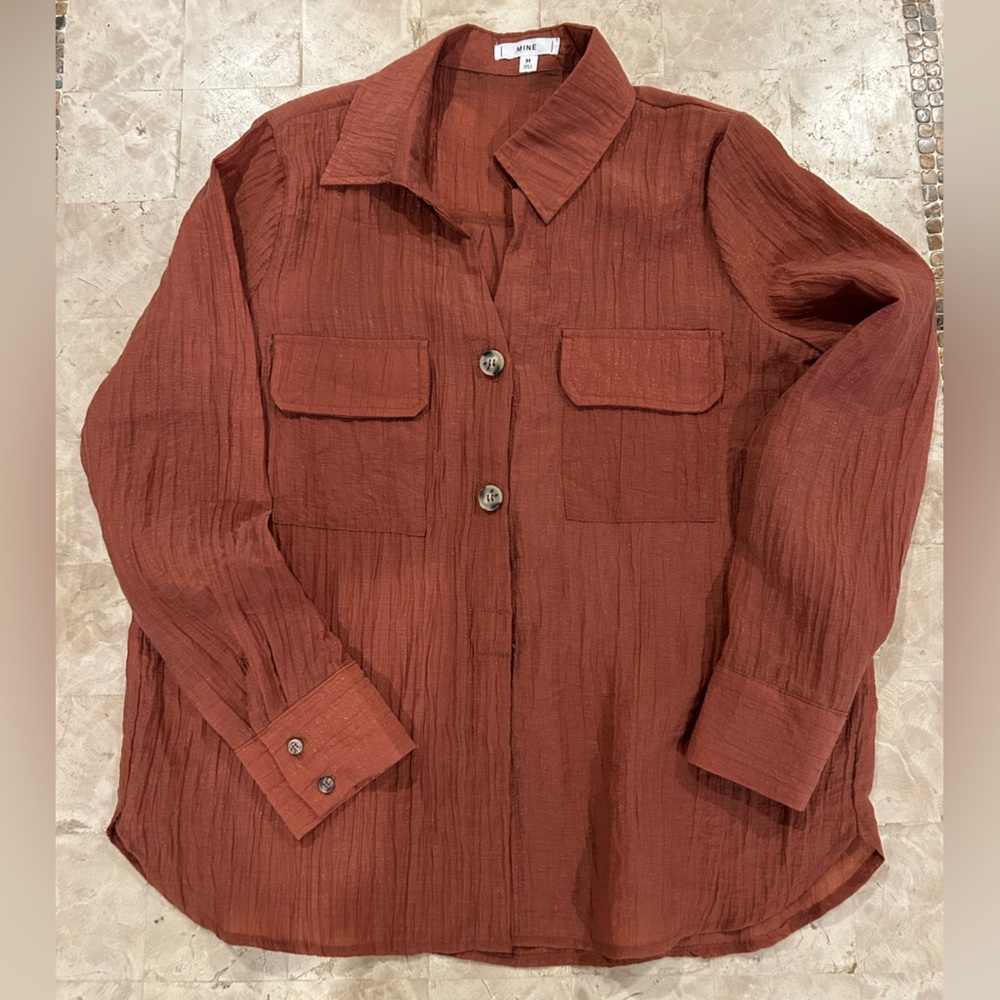 NWOT Mine Brand Long Sleeve Button up Rust/ Gold‎ Color Blouse Women’s Size M